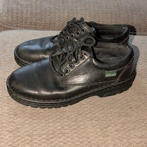 Eastland Womens Plainview Black Shoe, Size 8.5.